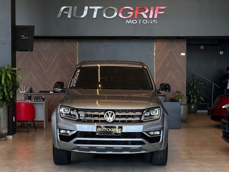 AMAROK 3.0 V6 TDI HIGHLINE CD DIESEL 4MOTION AUTOMÁTICO - 2022 - CAMPO BOM