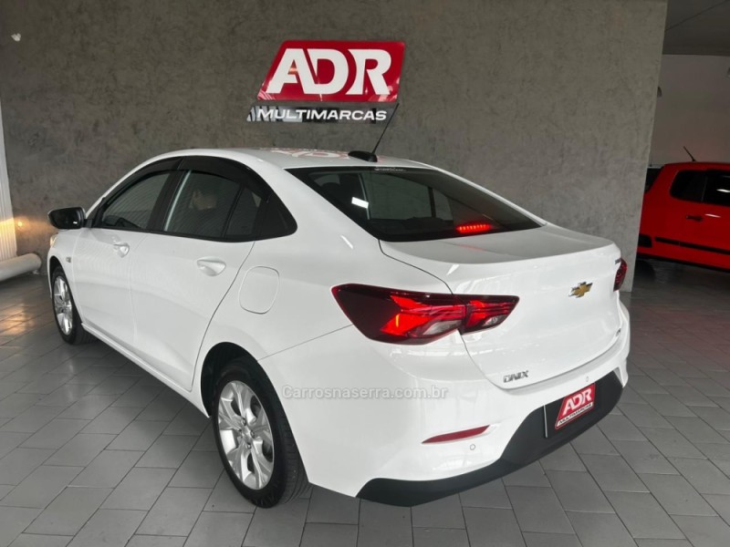 ONIX 1.0 LTZ 12V TURBO FLEX 4P MANUAL - 2023 - CAXIAS DO SUL