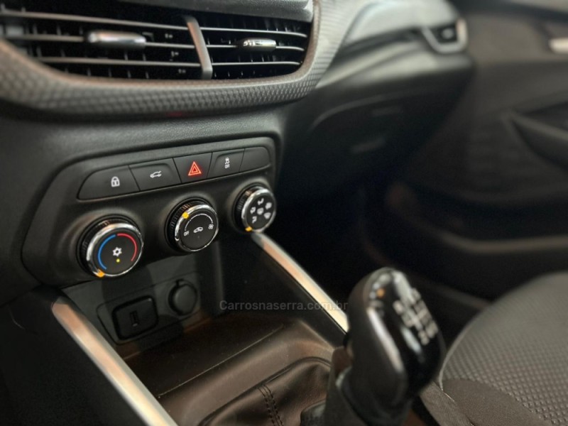 ONIX 1.0 LTZ 12V TURBO FLEX 4P MANUAL - 2023 - CAXIAS DO SUL