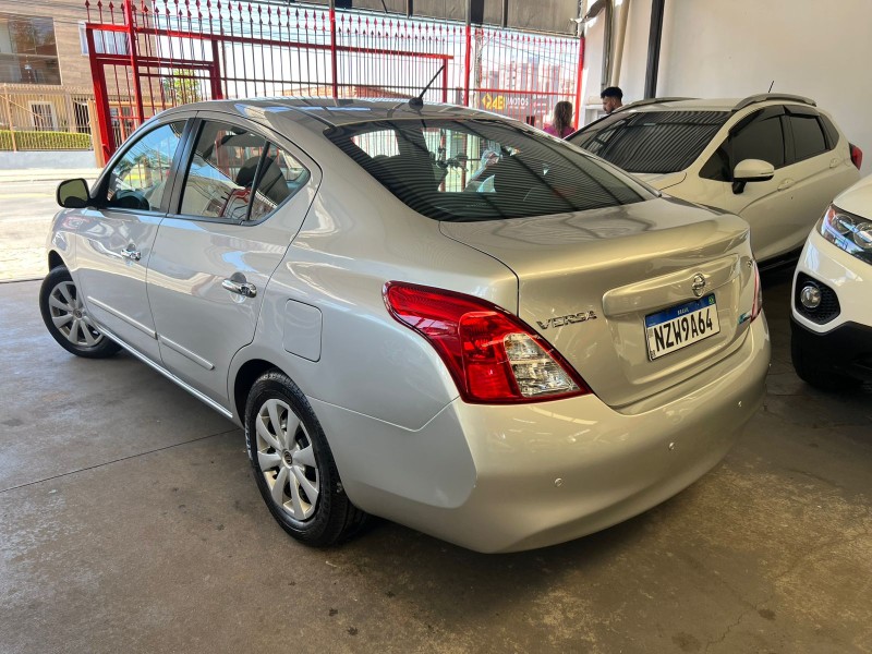 VERSA 1.6 16V FLEX SV 4P MANUAL - 2013 - CAXIAS DO SUL