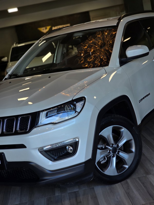 COMPASS 2.0 16V FLEX LONGITUDE AUTOMÁTICO - 2018 - CAXIAS DO SUL