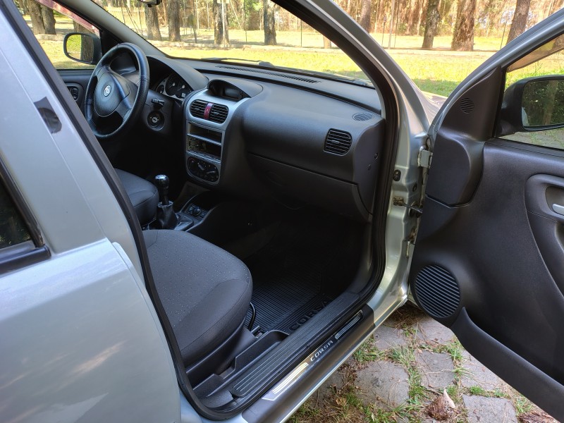 CORSA 1.4 MPFI PREMIUM 8V FLEX 4P MANUAL - 2009 - CAXIAS DO SUL