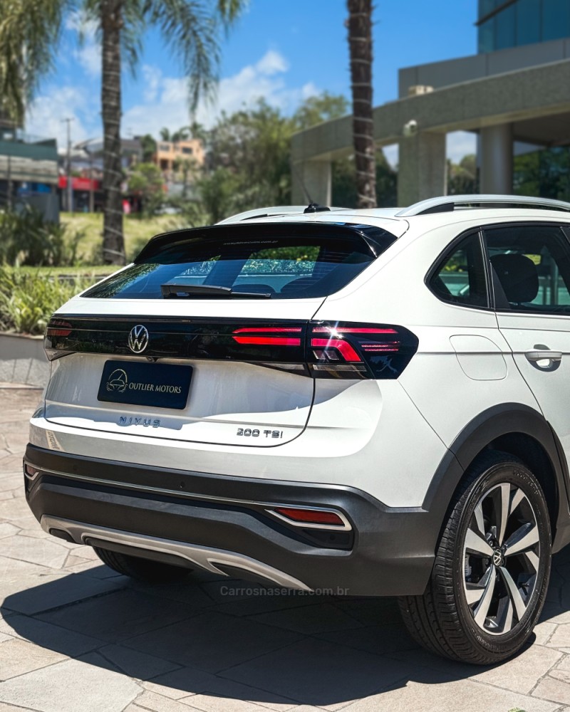 NIVUS 1.0 TSI HIGHLINE FLEX 4P AUTOMÁTICO - 2022 - NOVO HAMBURGO