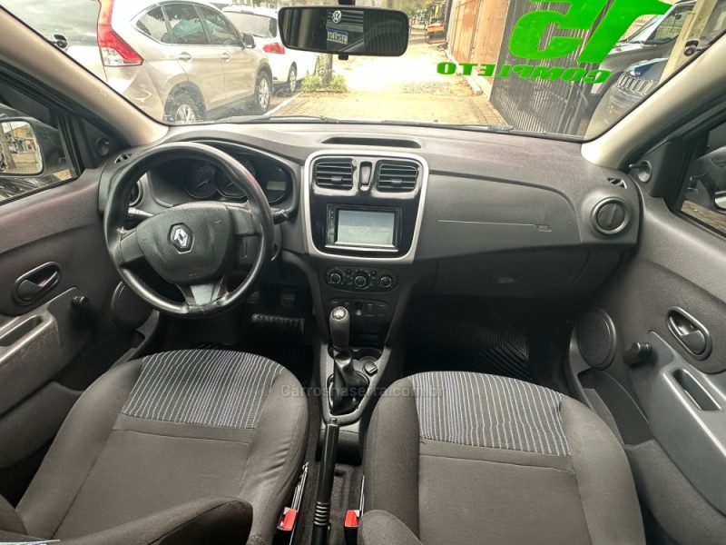 LOGAN 1.0 AUTHENTIQUE 16V FLEX 4P MANUAL - 2015 - PAROBé