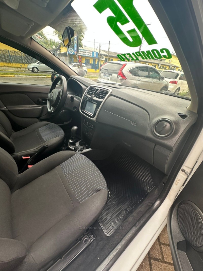 LOGAN 1.0 AUTHENTIQUE 16V FLEX 4P MANUAL - 2015 - PAROBé