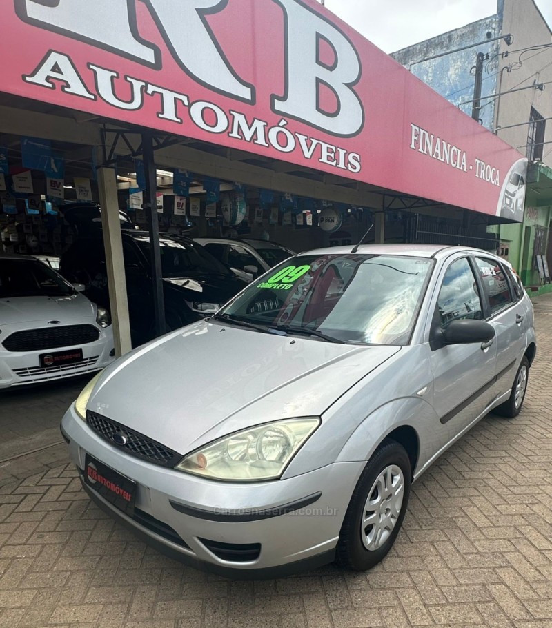 FOCUS 1.6 8V FLEX 4P MANUAL - 2009 - PAROBé