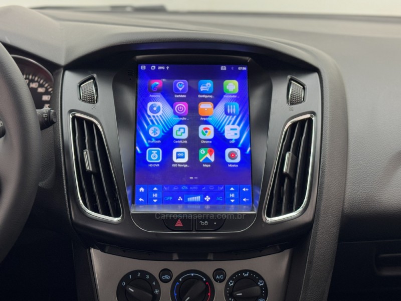 FOCUS 1.6 SE 16V FLEX 4P MANUAL - 2014 - CARLOS BARBOSA