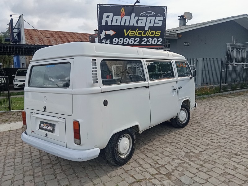 KOMBI 1.6 MI STD LOTAÇÃO 8V GASOLINA 3P MANUAL - 2000 - CAXIAS DO SUL