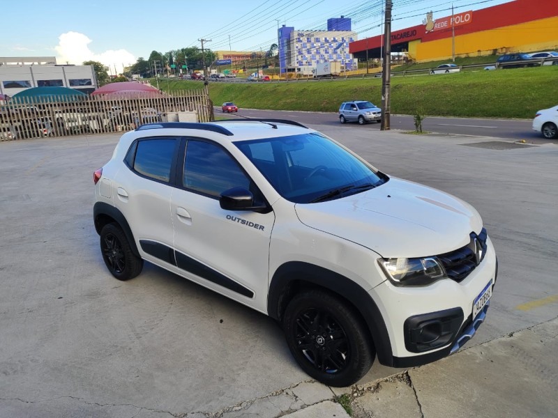 KWID 1.0 12V OUTSIDER FLEX 4P MANUAL - 2022 - FARROUPILHA