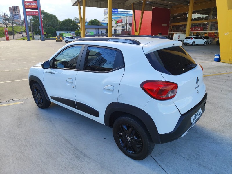 KWID 1.0 12V OUTSIDER FLEX 4P MANUAL - 2022 - FARROUPILHA