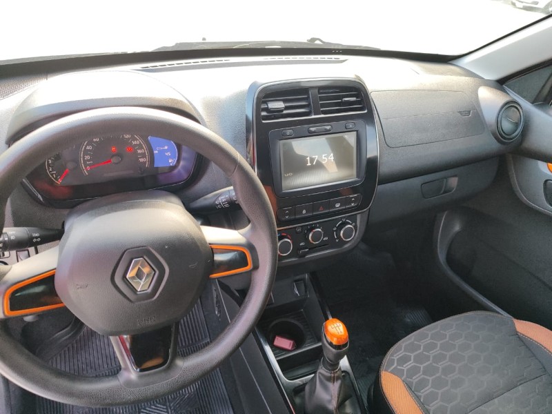 KWID 1.0 12V OUTSIDER FLEX 4P MANUAL - 2022 - FARROUPILHA