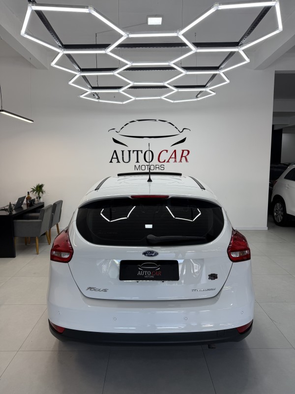 FOCUS 2.0 TITANIUM PLUS HATCH 16V FLEX 4P AUTO - 2018 - CAXIAS DO SUL