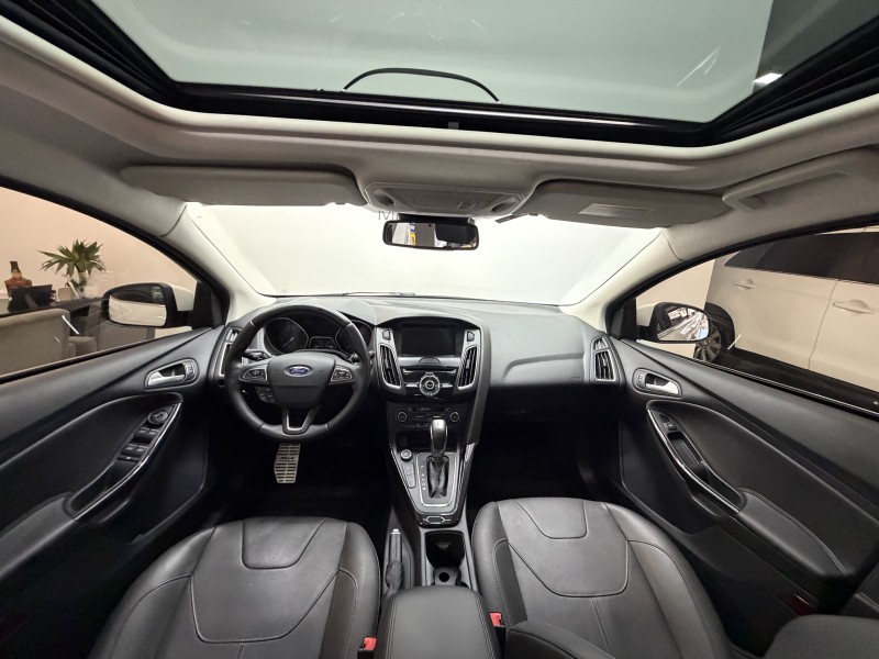 FOCUS 2.0 TITANIUM PLUS HATCH 16V FLEX 4P AUTO - 2018 - CAXIAS DO SUL