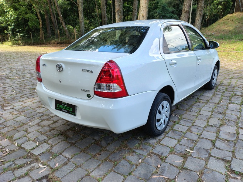ETIOS 1.5 XS 16V FLEX 4P MANUAL - 2017 - CAXIAS DO SUL