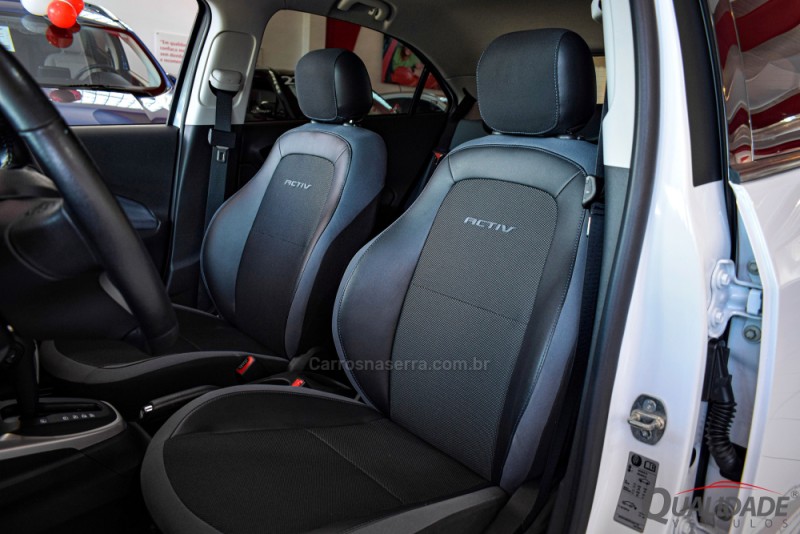 ONIX 1.4 MPFI ACTIV 8V FLEX 4P MANUAL - 2019 - SANTA CRUZ DO SUL