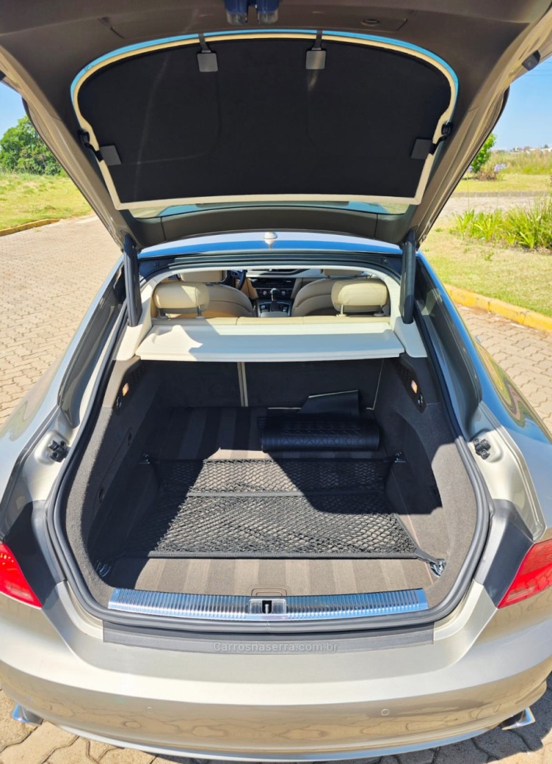 A7 3.0 TFSI SPORTBACK GASOLINA 4P S-TRONIC - 2011 - LAJEADO