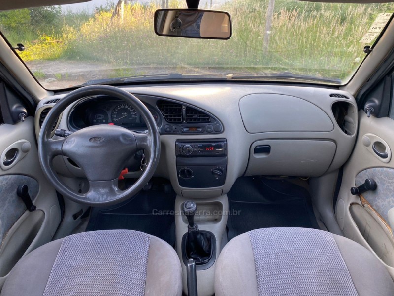 FIESTA 1.3 MPI CLX 8V GASOLINA 4P MANUAL - 1998 - CAXIAS DO SUL