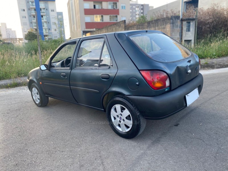 FIESTA 1.3 MPI CLX 8V GASOLINA 4P MANUAL - 1998 - CAXIAS DO SUL
