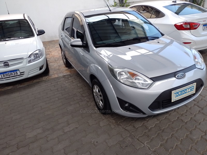 FIESTA 1.6 ROCAM SE PLUS SEDAN 8V FLEX 4P MANUAL - 2014 - CAXIAS DO SUL