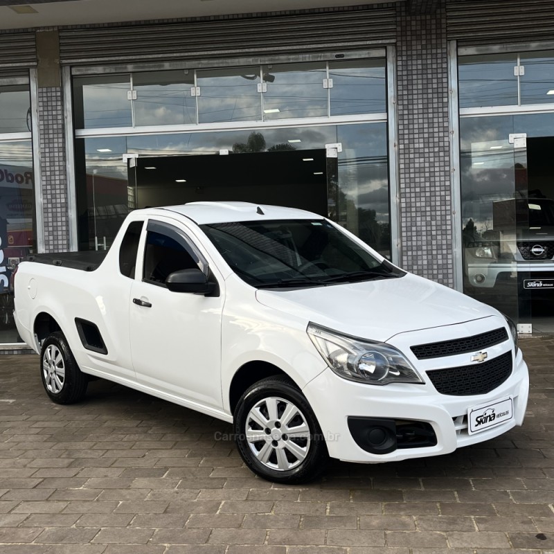 montana 1.4 mpfi ls cs 8v flex 2p manual 2015 vacaria