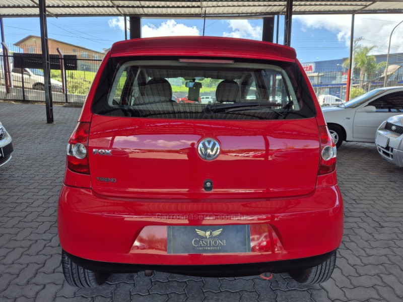 FOX 1.0 ITREND 8V FLEX 4P MANUAL - 2009 - CAXIAS DO SUL