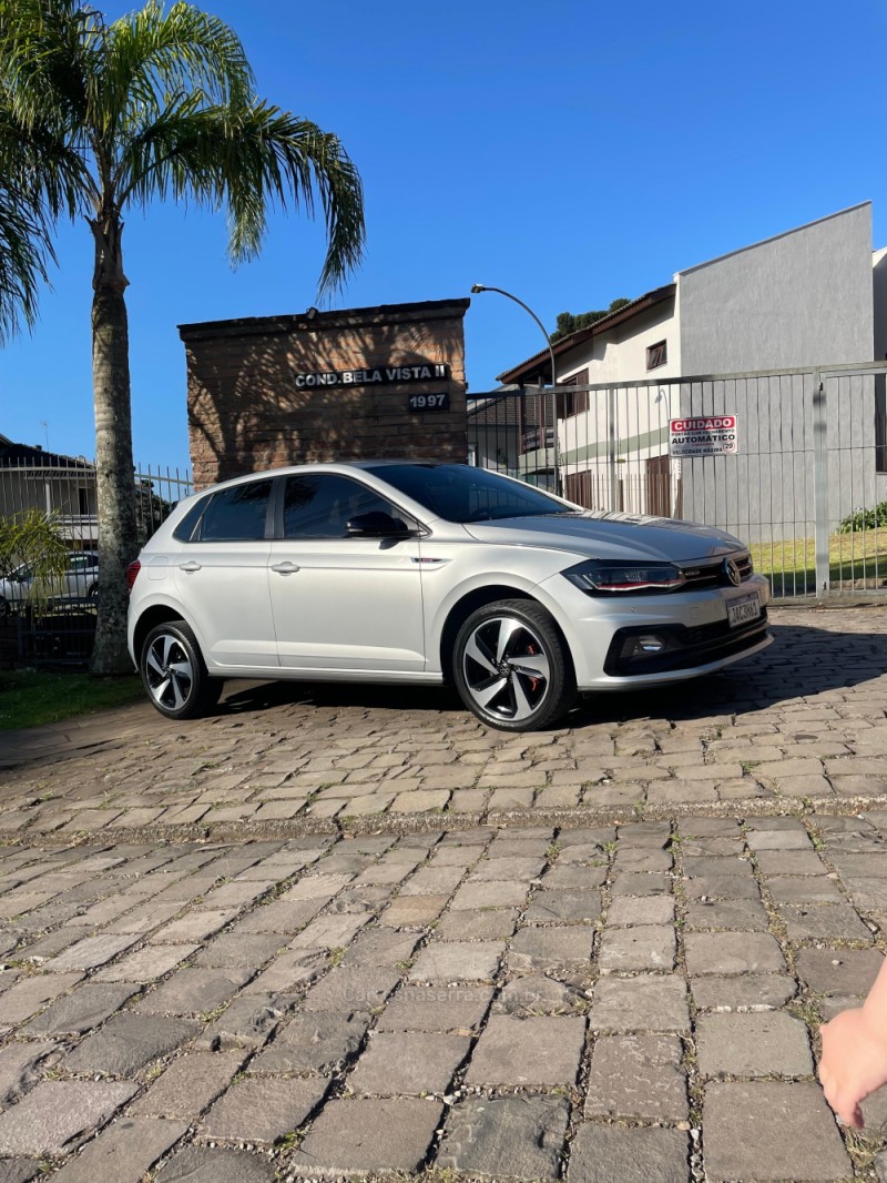 polo 1.4 gts 16v turbo flex 4p automatico 2020 caxias do sul