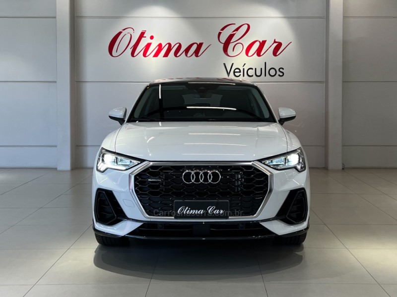 Q3 2.0 TFSI PERFORMANCE SPORTBACK TURBO GASOLINA 4P AUTOMÁTICO - 2024 - FLORES DA CUNHA