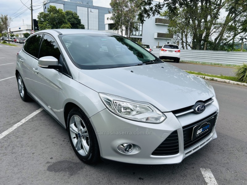 FOCUS 1.6 SE HATCH 16V FLEX 4P AUTOMÁTICO - 2015 - BENTO GONçALVES
