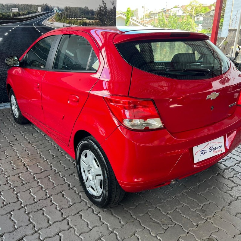 ONIX 1.0 LT 12V FLEX 4P MANUAL - 2016 - CAXIAS DO SUL