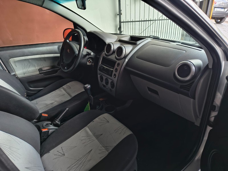 FIESTA 1.0 MPI PERSONNALITÉ 8V FLEX 4P MANUAL - 2008 - CAXIAS DO SUL