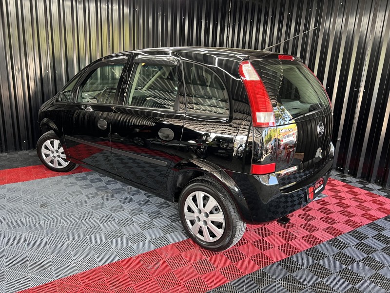 MERIVA 1.8 MPFI CD 8V GASOLINA 4P MANUAL - 2004 - CAXIAS DO SUL