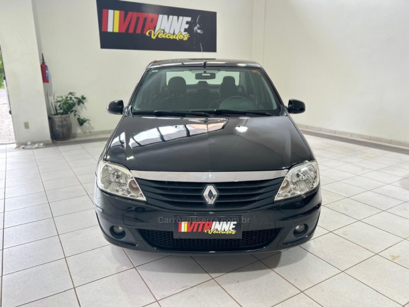 LOGAN 1.6 EXPRESSION 16V FLEX 4P AUTOMÁTICO - 2013 - CAXIAS DO SUL