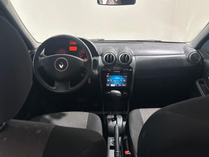 LOGAN 1.6 EXPRESSION 16V FLEX 4P AUTOMÁTICO - 2013 - CAXIAS DO SUL