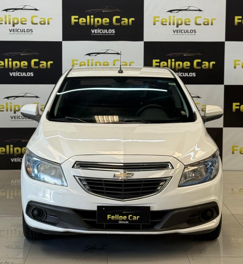 ONIX 1.4 MPFI LT 8V FLEX 4P MANUAL - 2013 - CAXIAS DO SUL