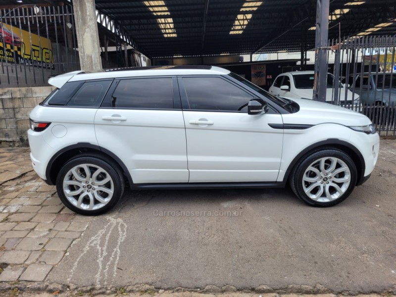 RANGE ROVER EVOQUE 2.0 DYNAMIC TECH 4WD 16V GASOLINA 4P AUTOMÁTICO - 2013 - CAXIAS DO SUL