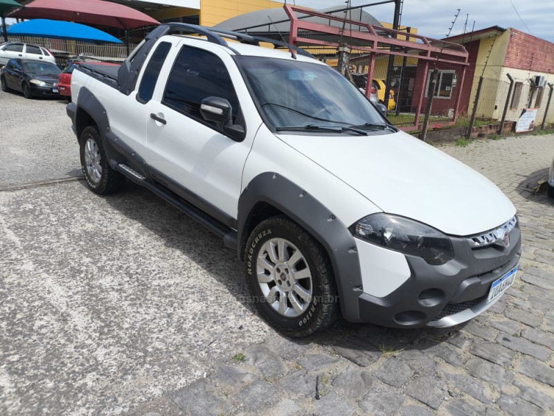 STRADA 1.8 MPI ADVENTURE CD 8V FLEX 2P MANUAL - 2013 - FARROUPILHA