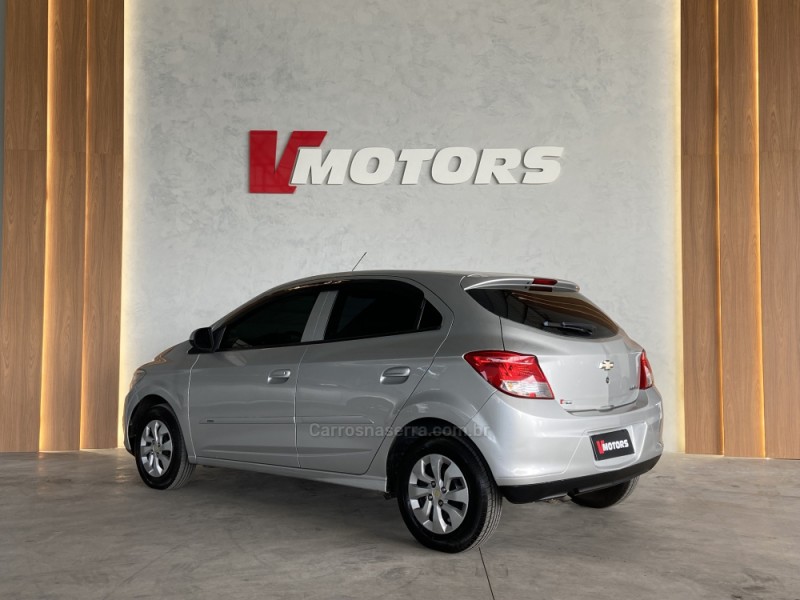 ONIX 1.0 MPFI LT 8V FLEX 4P MANUAL - 2015 - PAROBé