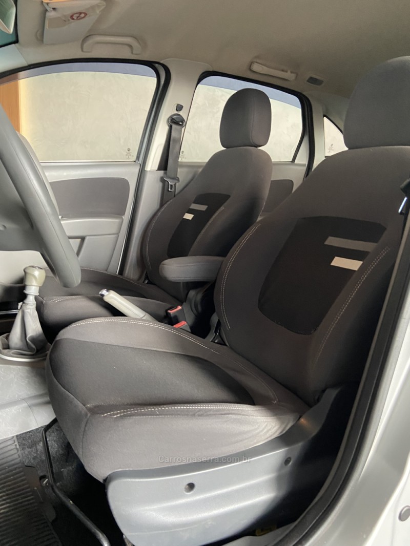 GRAND SIENA 1.6 MPI ESSENCE 16V FLEX 4P MANUAL - 2014 - PAROBé