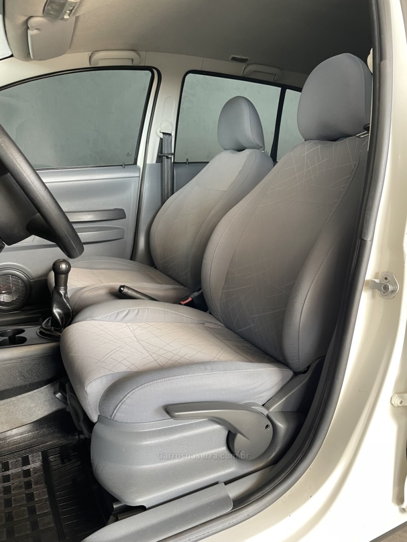 SPACEFOX 1.6 MI 8V FLEX 4P MANUAL - 2007 - PAROBé