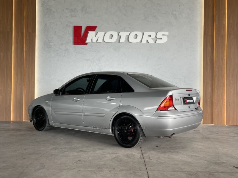 FOCUS 2.0 GLX SEDAN 16V GASOLINA 4P AUTOMÁTICO - 2008 - PAROBé