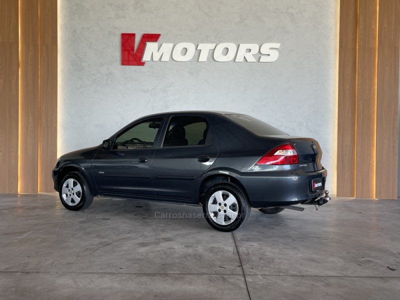 PRISMA 1.4 MPFI JOY 8V FLEX 4P MANUAL - 2009 - PAROBé