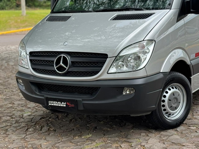 SPRINTER 2.2 415 VAN LUXO TETO ALTO 19 LUGARES DIESEL 3P MANUAL - 2015 - DOIS IRMãOS