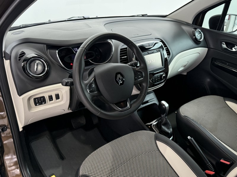 CAPTUR 1.6 16V FLEX INTENSE AUTOMÁTICO - 2018 - CAXIAS DO SUL