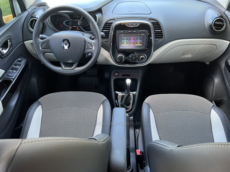 CAPTUR 1.6 16V FLEX INTENSE AUTOMÁTICO - 2018 - DOIS IRMãOS