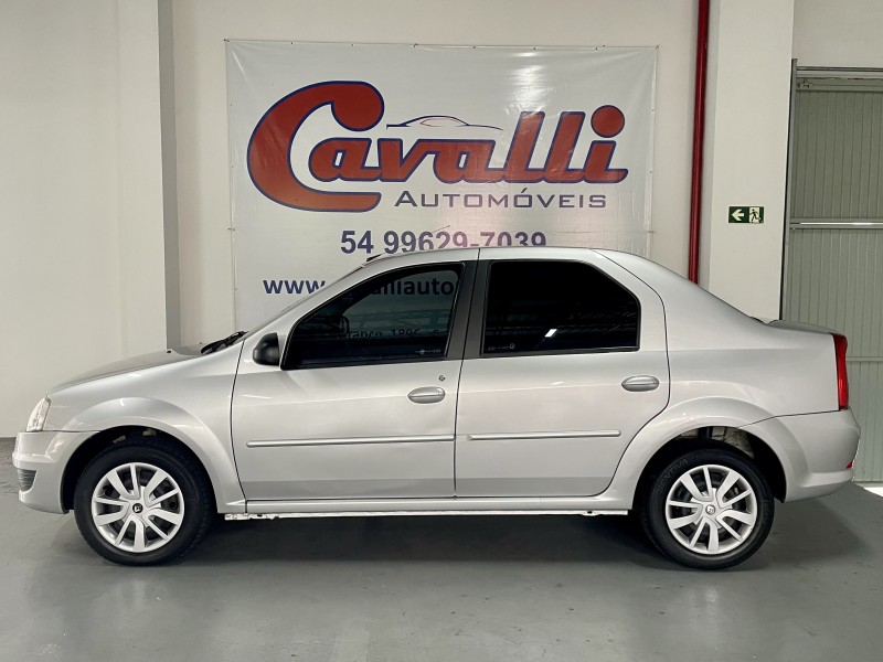 LOGAN 1.6 EXPRESSION 16V FLEX 4P MANUAL - 2011 - CAXIAS DO SUL