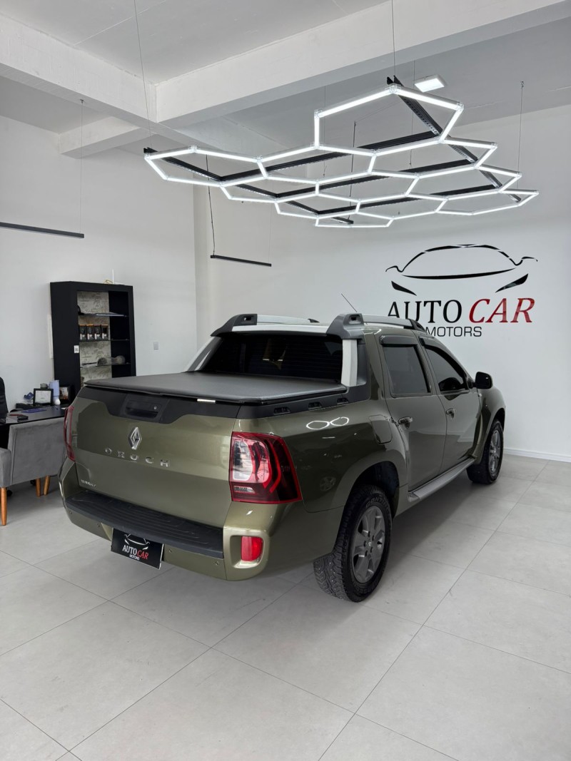 OROCH 1.6 16V DYNAMIQUE FLEX 4P MANUAL - 2017 - CAXIAS DO SUL