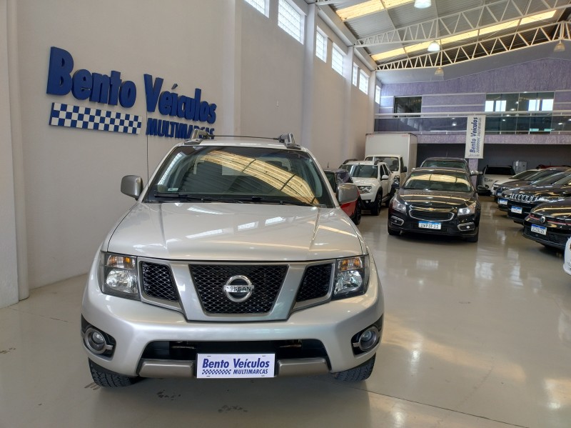 frontier 2.5 sv attack 4x4 cd turbo eletronic diesel 4p automatico 2015 bento goncalves