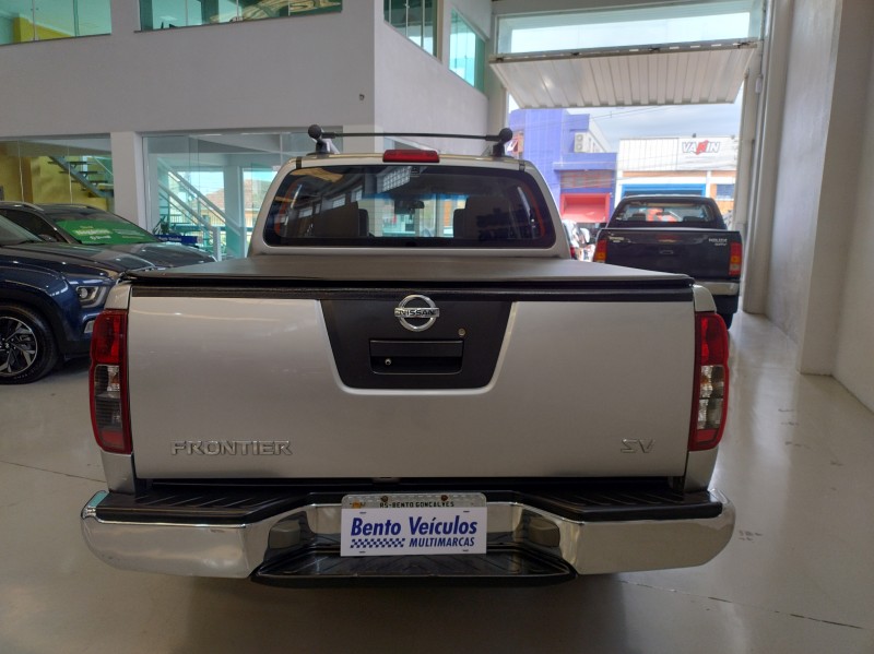 FRONTIER 2.5 SV ATTACK 4X4 CD TURBO ELETRONIC DIESEL 4P AUTOMÁTICO - 2015 - BENTO GONçALVES