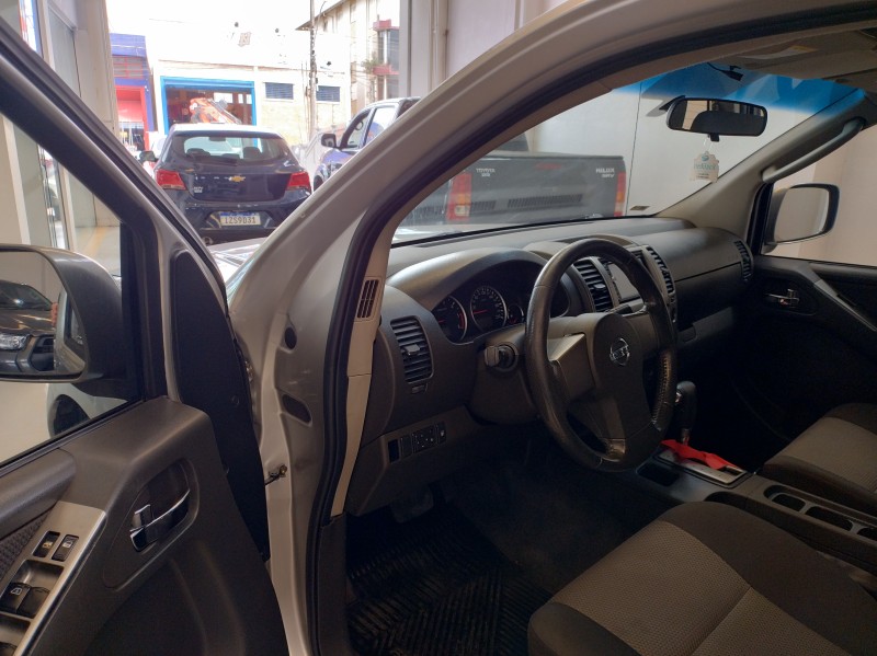 FRONTIER 2.5 SV ATTACK 4X4 CD TURBO ELETRONIC DIESEL 4P AUTOMÁTICO - 2015 - BENTO GONçALVES