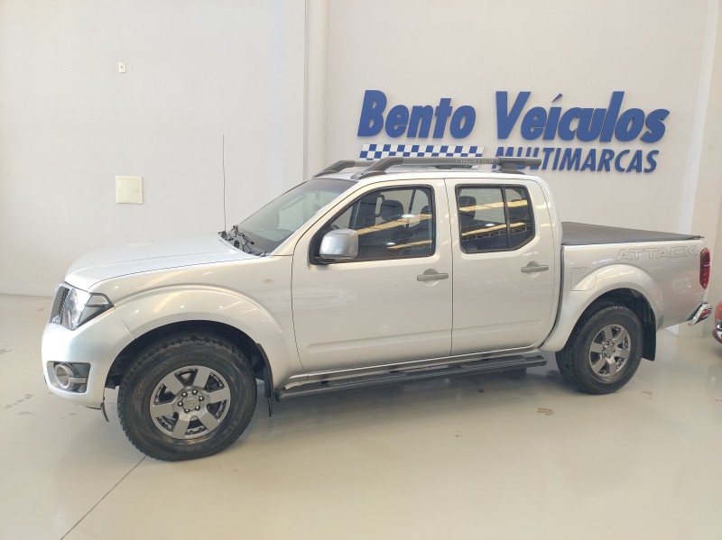 FRONTIER 2.5 SV ATTACK 4X4 CD TURBO ELETRONIC DIESEL 4P AUTOMÁTICO - 2015 - BENTO GONçALVES